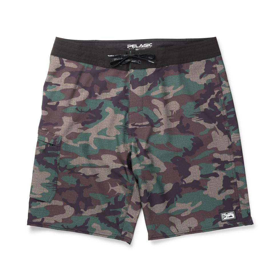 BLUE WATER CAMO FISHING SHORTS (GREEN FISH CAMO)